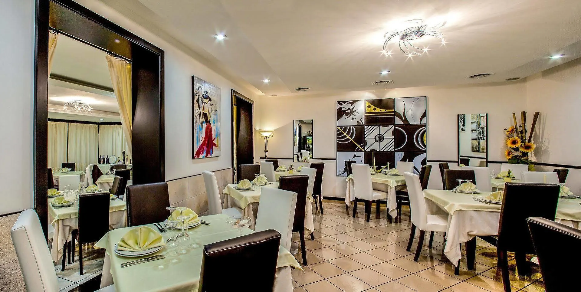 Mannu Hotel Bosa 3*,  Italie